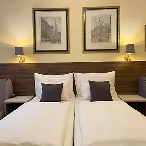 Stephansplatz I Self Check In 4* Viena